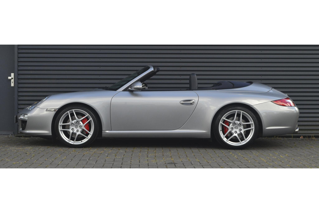 54271508-5.jpg