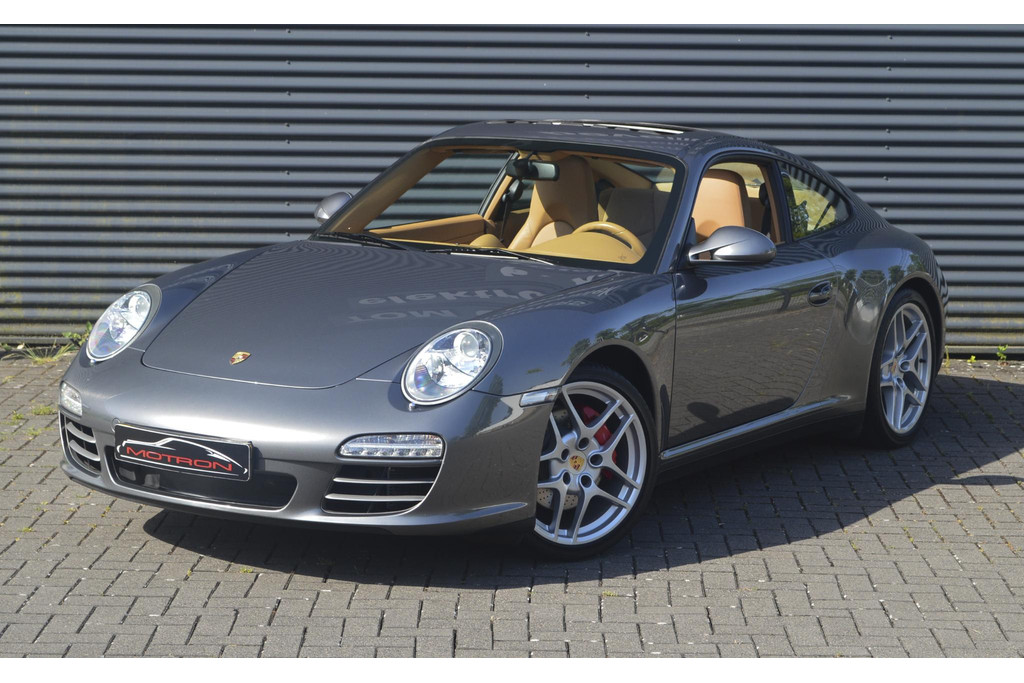 54549118