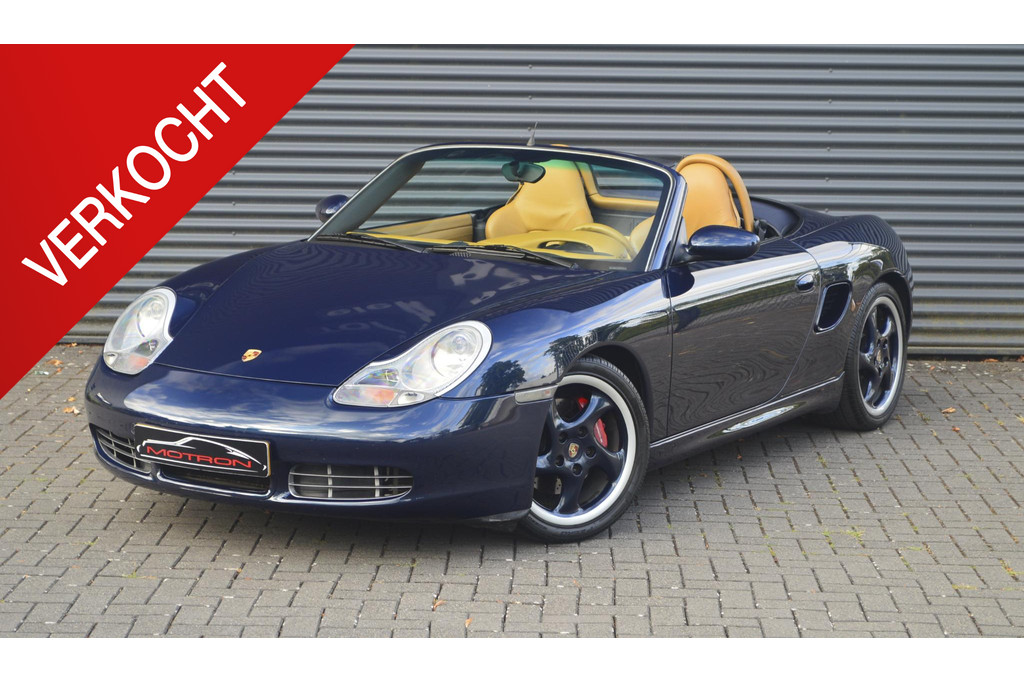 55727372